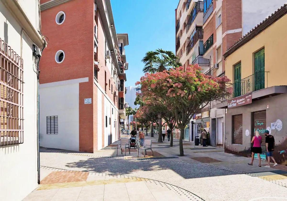 Vip House Rentals, Entire In Old Town Apartment *