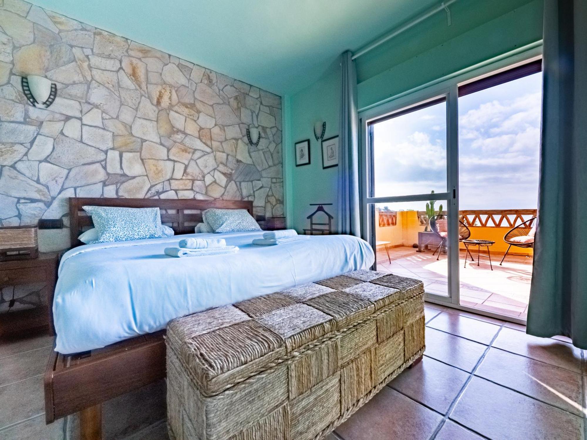 Livemalaga Great Terrace & Calm House Malaga