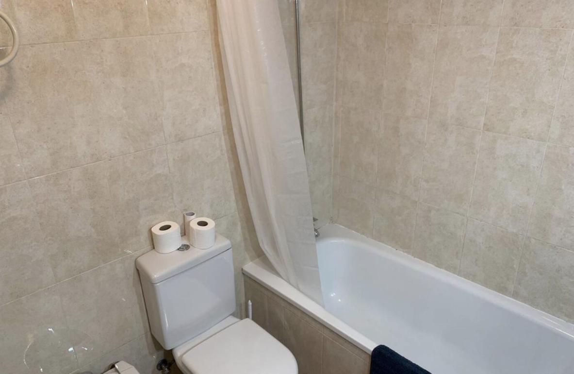Spacious Merced Apartment *