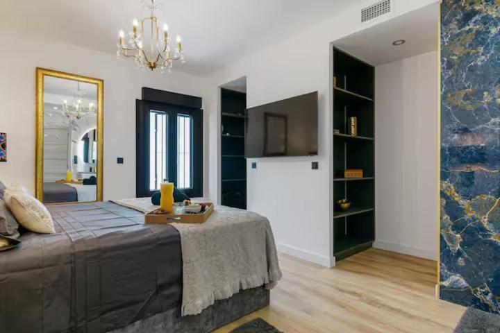 Luxury - 2 * Malaga