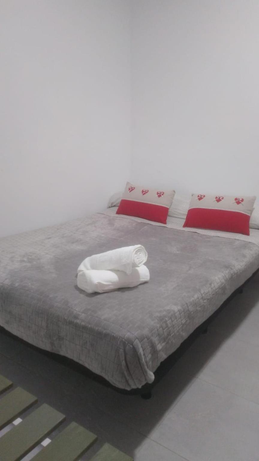 Estudio Encantador Cerca Del Carrefour Rosaleda 1 * Malaga