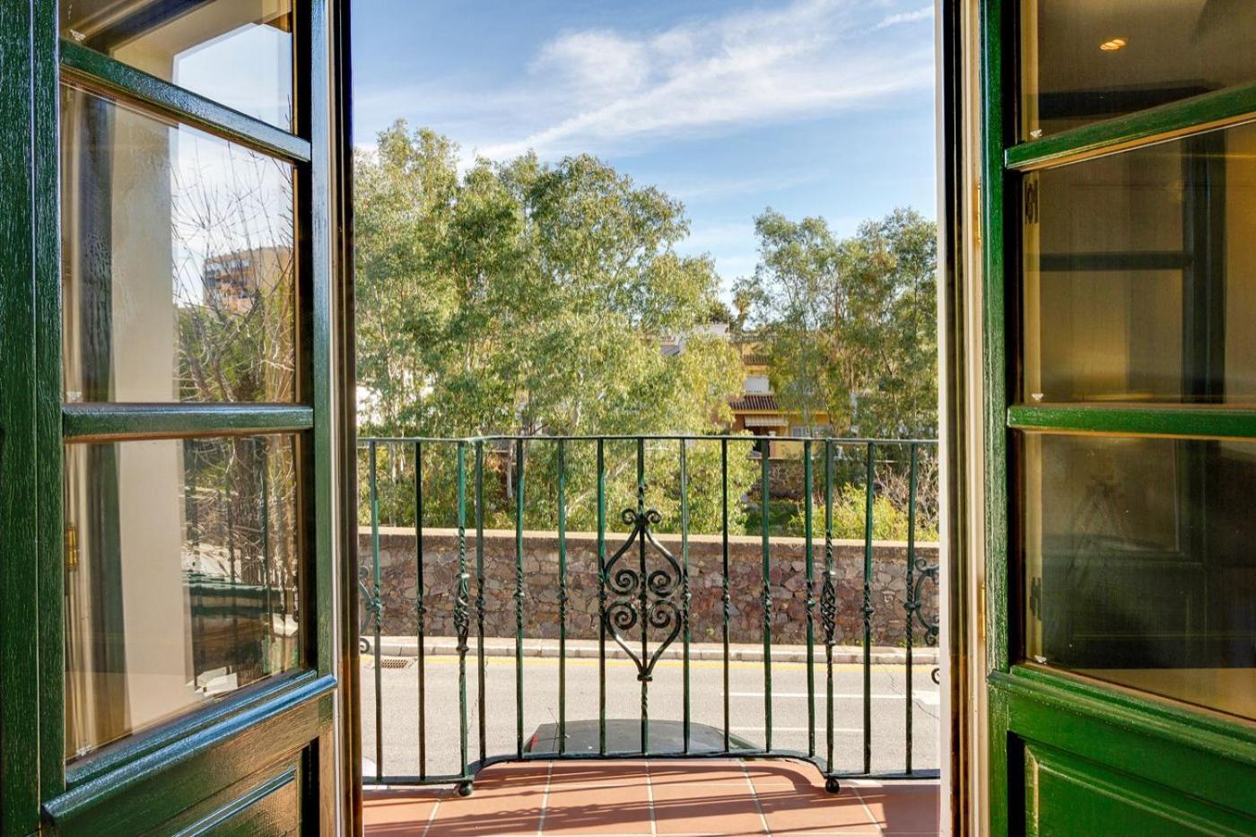 Casita En Pedregalejo Con Terraza