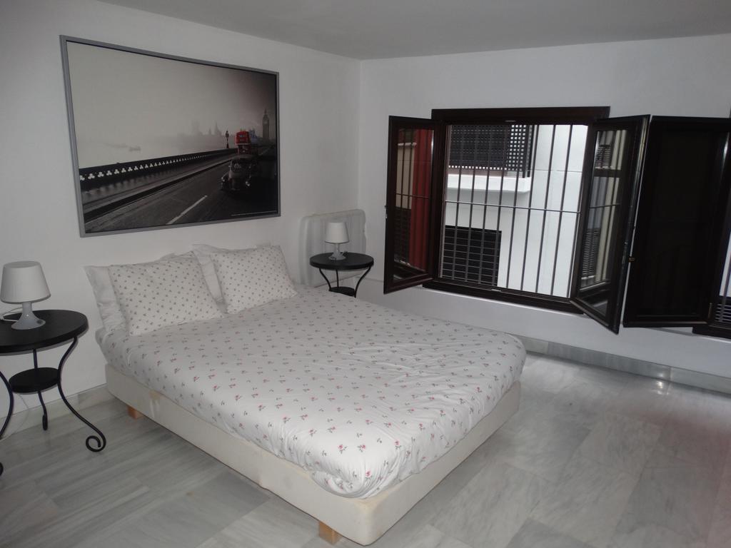 - Jinetes, 13 Apartment Málaga