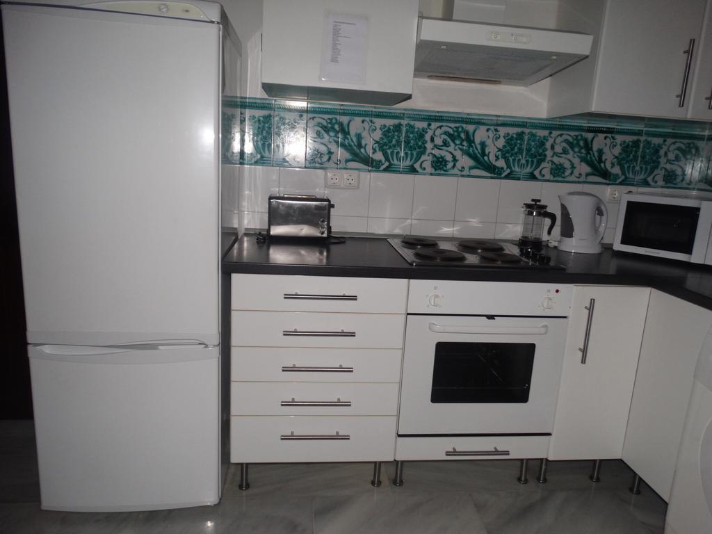 - Jinetes, 13 Apartment *