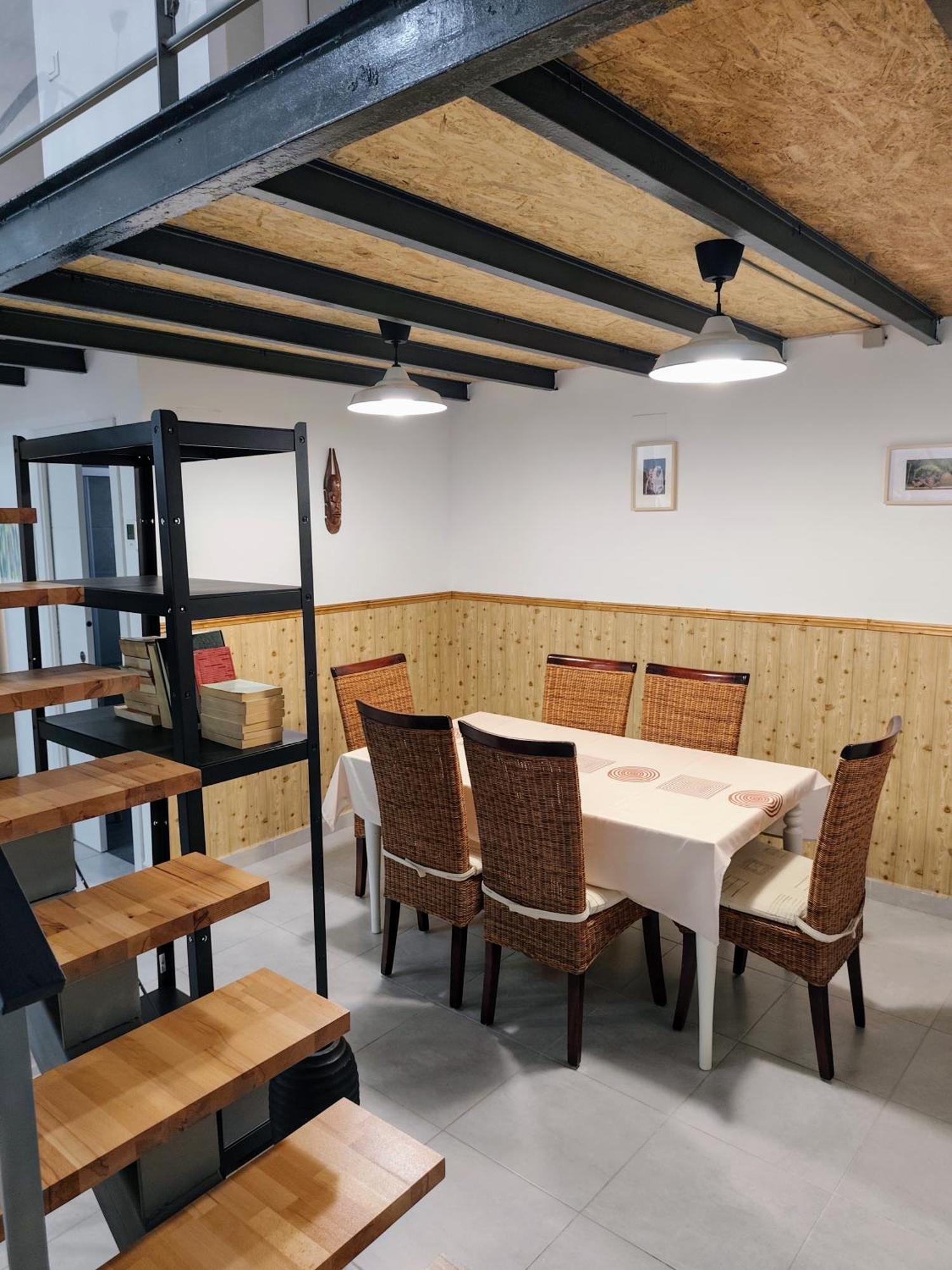 Sol & Arena Loft Apartment Malaga