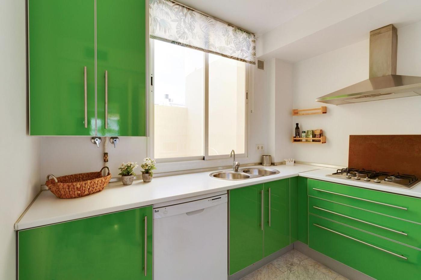 Casita En Pedregalejo Con Terraza * Málaga