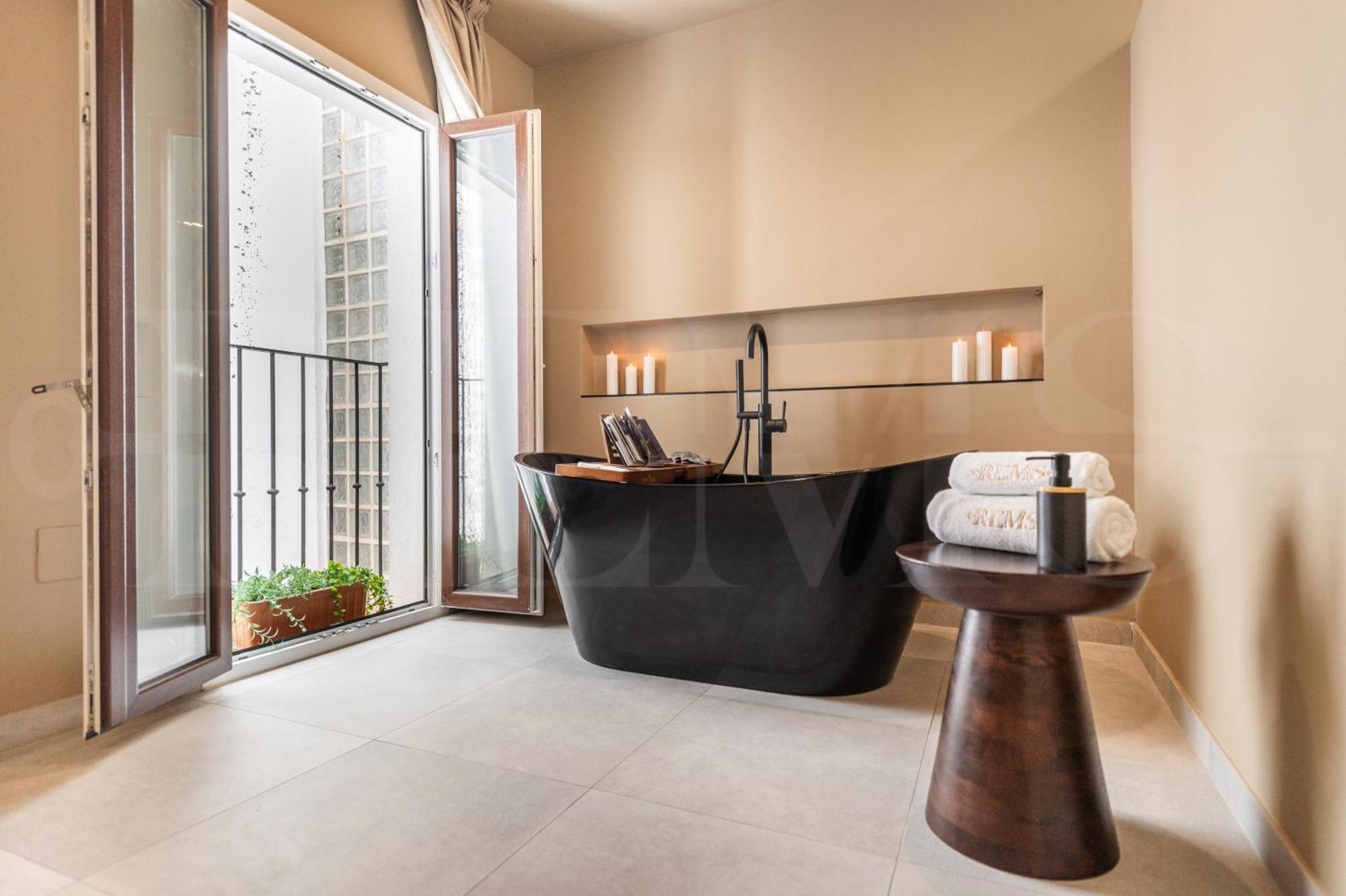 Penthouse & Private Rooftop In The Heart Of By Rems * Malaga