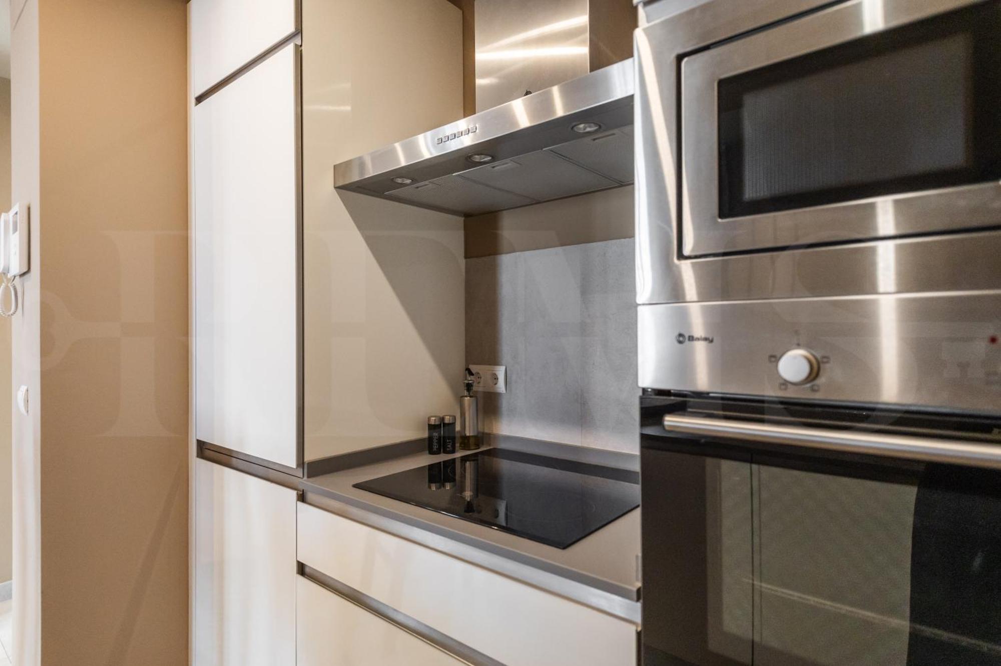 Penthouse & Private Rooftop In The Heart Of By Rems Apartment *