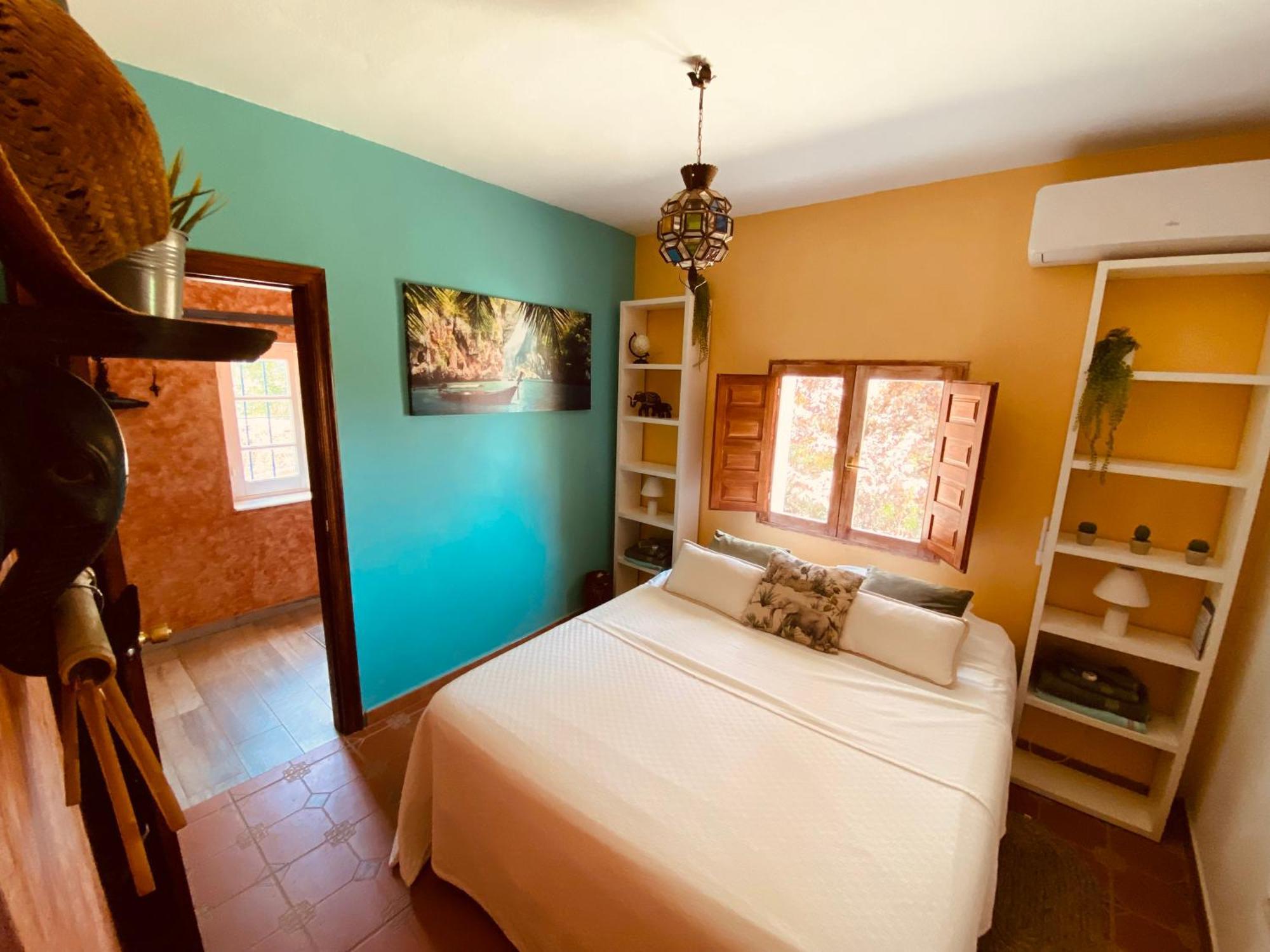 Dos Hermanos Villa