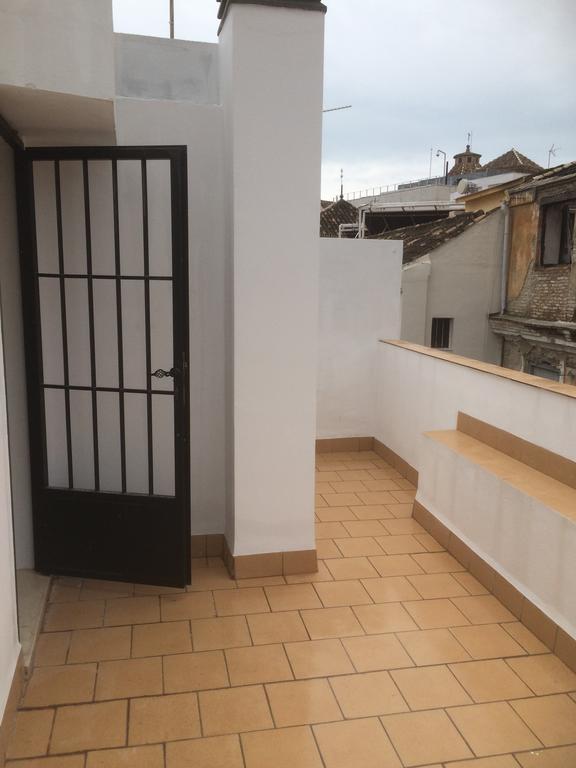 - Pozos Dulces, 22 * Malaga