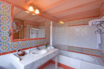 Country house Cortijo La Reina *