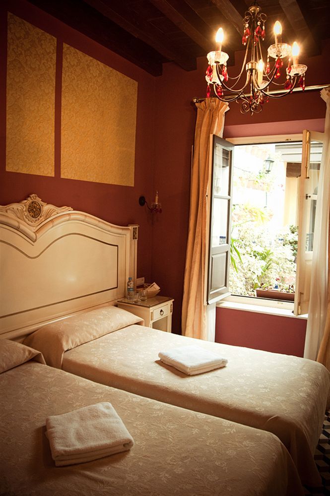 Casa De Mercedes 2* Malaga