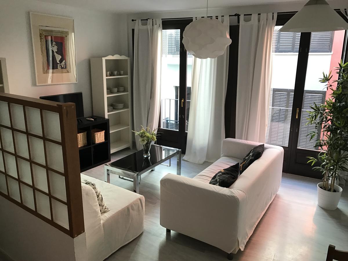- Jinetes, 13 Apartment