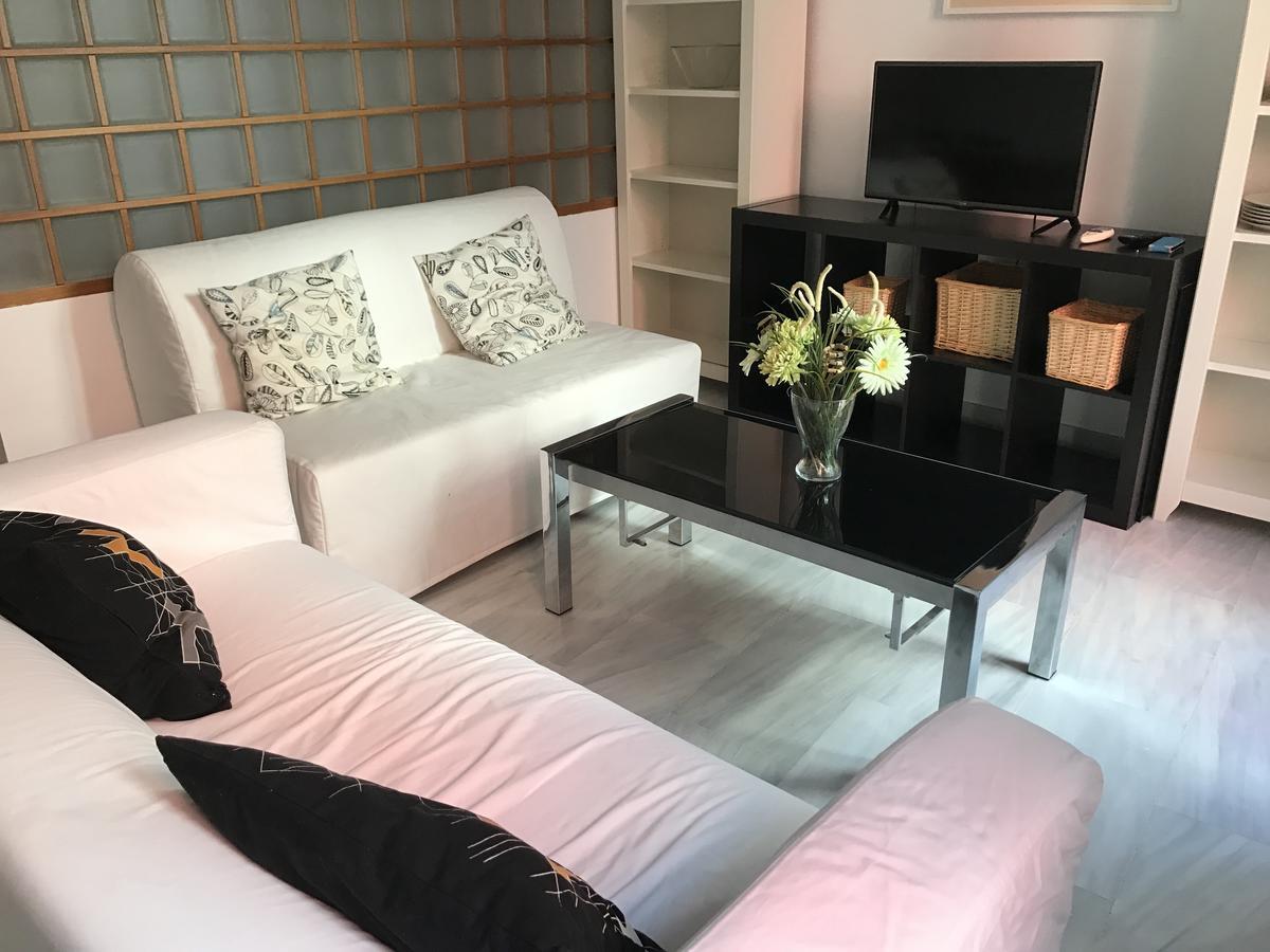 - Jinetes, 13 Apartment
