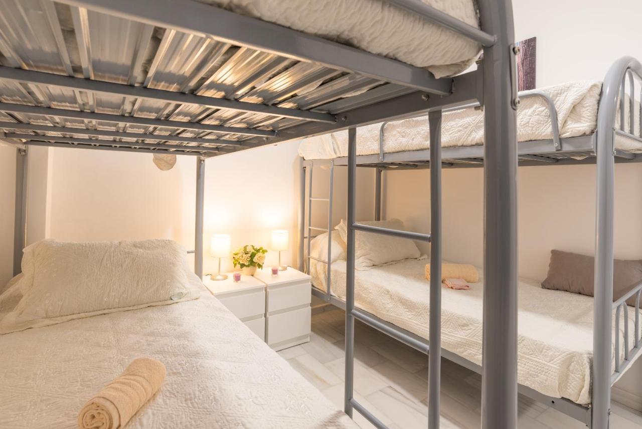 Ole Zambrano Hostel *