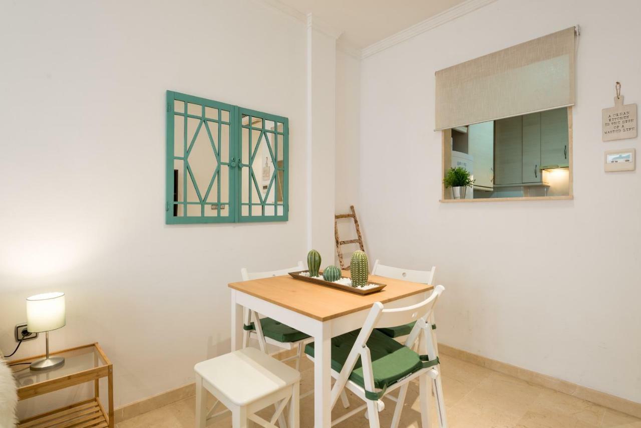 The Grandma's Houses/ Teatro Cervantes Apartment Malaga
