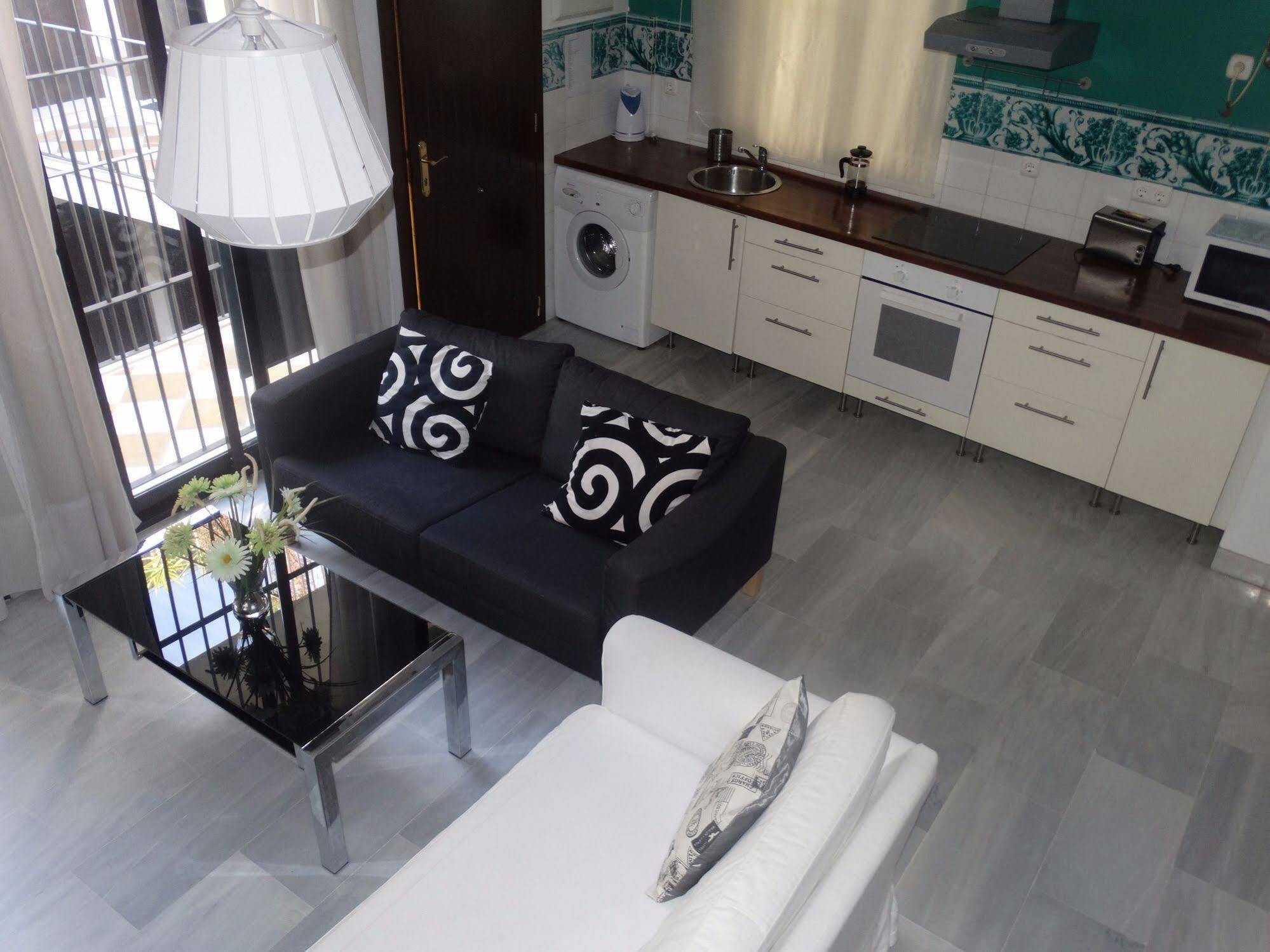 Apartment - Jinetes, 13 *