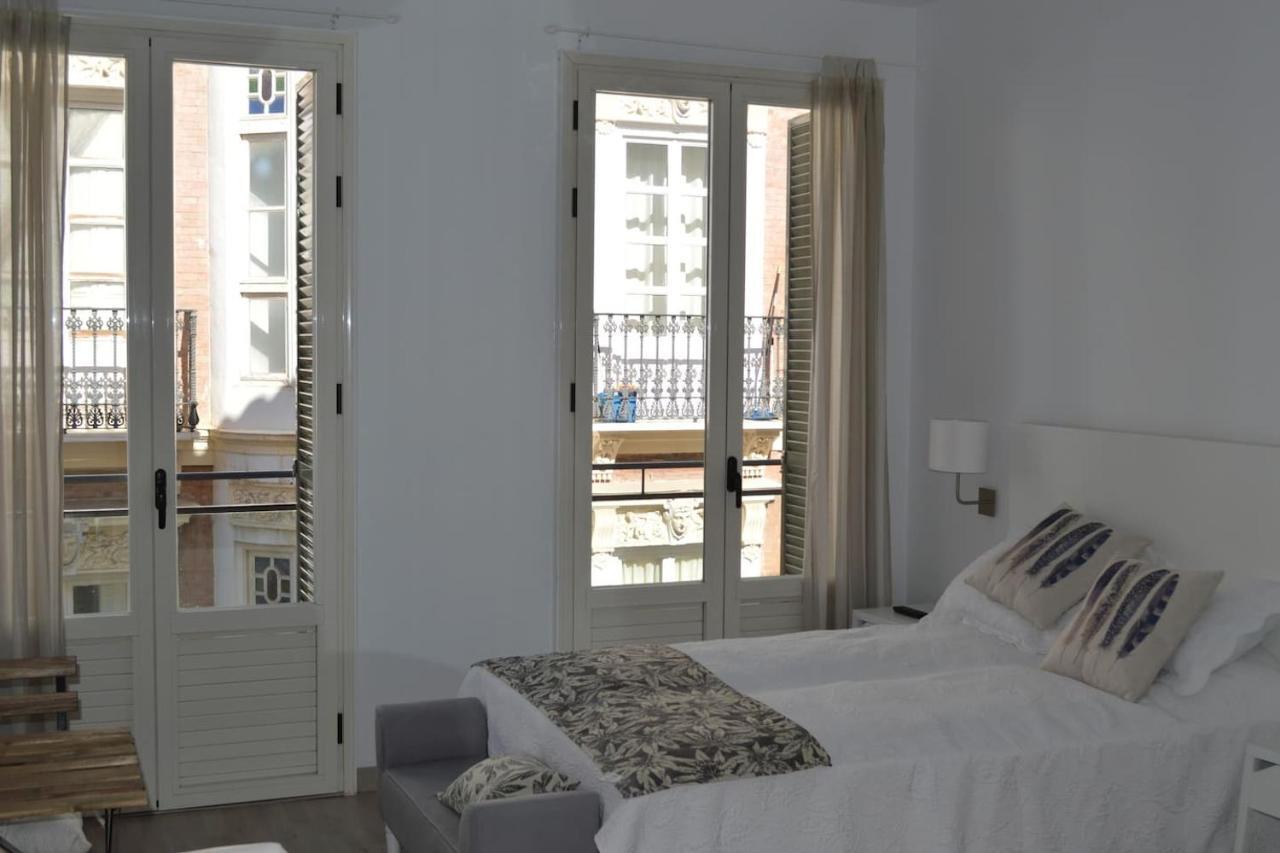 Modern Flat Close To Plaza Merced Apartment
