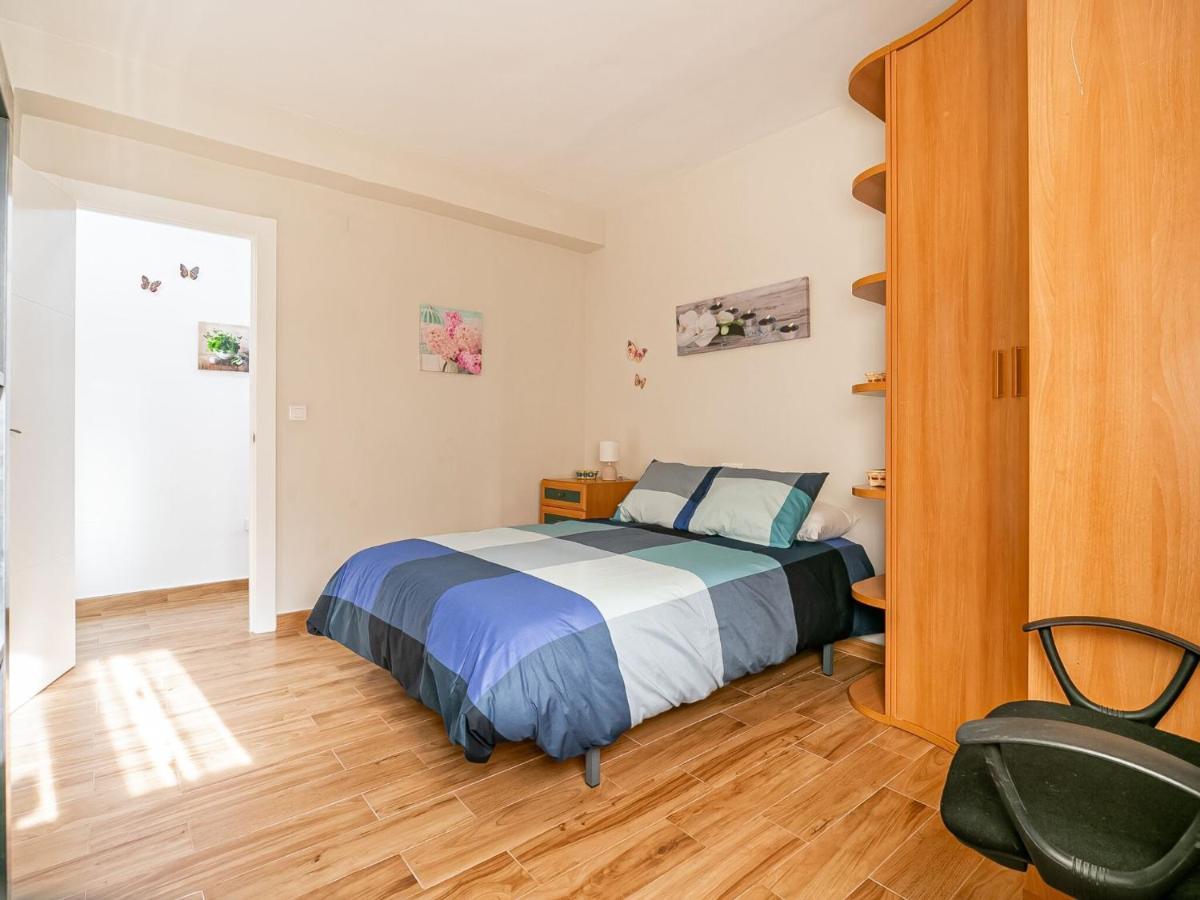 Comfortable In Near Seabeach *
