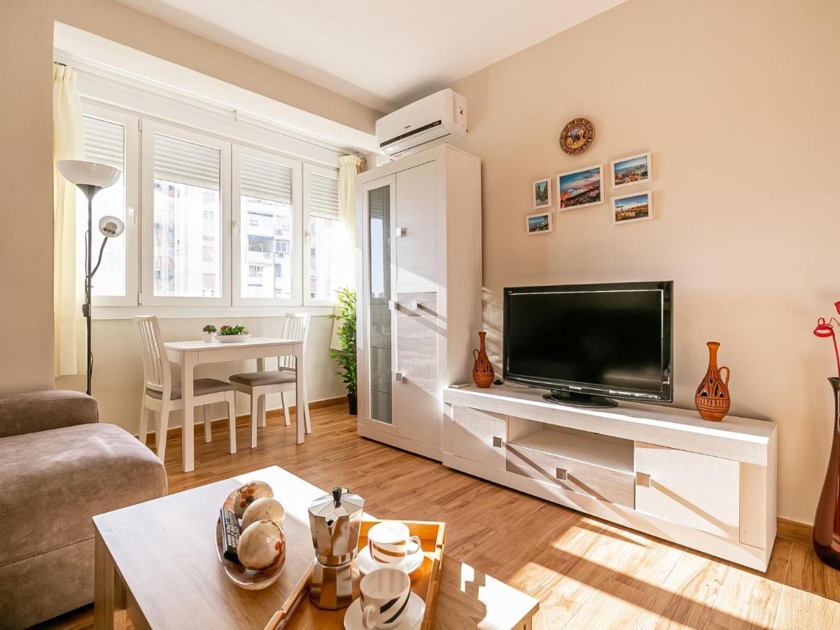 Comfortable In Near Seabeach Apartment Malaga