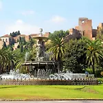 Del Parque Flats Victoria Trini