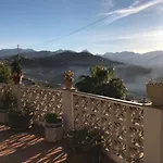 Casa Rural Cristina- Piscina Climatizada