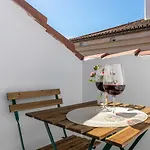 Living4Malaga Suite Flamingo Apartment