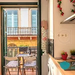 Skysea Holidays City Center Suites