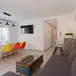 C91 - Two Bedroom Apartment Next To Alcazaba