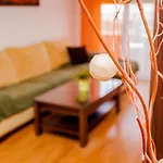 Apartamento Teatinos, Metro, Free Parking & Pool