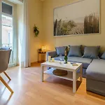Bright Two-Bedroom Apartment In The Historic Center