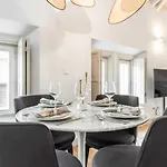Penthouse With Private Rooftop In The Heart Of Malaga By Rems