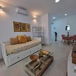 Moderno Apartamento 3 En Calle Marmoles