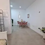 Moderno Apartamento 3 En Calle Marmoles