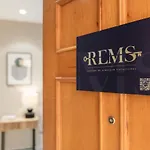 Elegant Apartment In The Heart Of Malaga By Rems