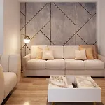 Inmalaga Uncibay Square 2