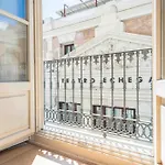 Inviting Apartment In Historic Center By Rems