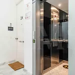 Inviting Apartment In Historic Center By Rems