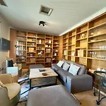 Urbe10 Plaza De Uncibay 3 Bedrooms Apatment