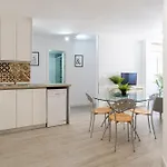 Coloma & Palo Beach By Ele Apartments