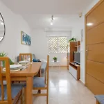C55 Cosy Apartment Close To The Beach