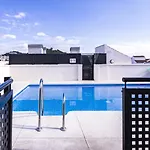 -Malagasunapts-City Centre Terrace Pool Parking