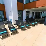 Casa Kerr - Luxury Apt - Sleeps 9 - Los Boliches