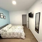 Beautiful & Shiny Apartment