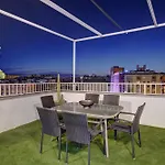 Penthouse Apartment Tribuna Center By Seric, Semana Santa Desde Tu Balcon