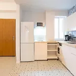 3 Bedroom Flat In Historic Centre