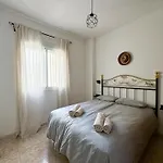 Quiet And Central Malaga Apartment