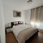 Apartamento Teatinos, Metro, Free Parking & Pool
