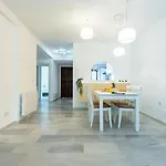 Faro\'S Marbella Apartment - Monte Paraiso