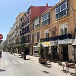 Central 3 Bedrooms Malaga